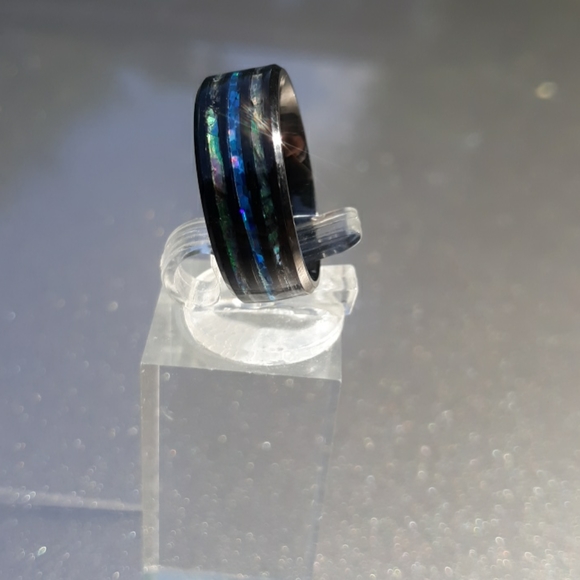 8mm abalone shell and tungsten wedding band. - Picture 2 of 6